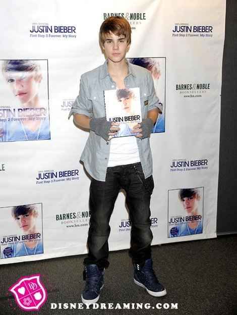 justin-bieber-and-supra-gallery.jpg